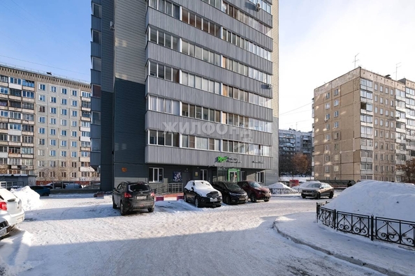 
   Продам 1-комнатную, 46.8 м², Бориса Богаткова ул, 208/3

. Фото 20.