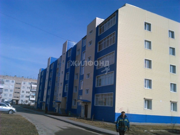 
   Продам 3-комнатную, 75.8 м², Микрорайон тер, 35

. Фото 2.