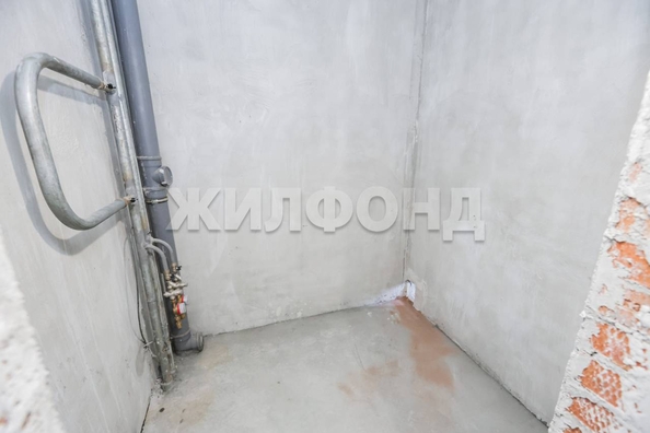 
  Продается 3-комн. квартира, 67.3 м², Есенина ул, д. 67
. Фото 18.