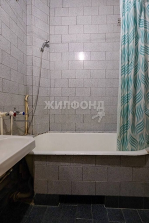 
   Продам 2-комнатную, 59 м², Сибиряков-Гвардейцев ул, 23

. Фото 24.