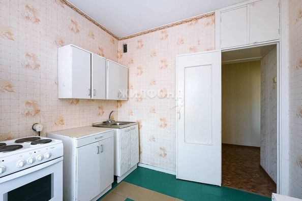 
   Продам 3-комнатную, 63.2 м², Курчатова ул, 7

. Фото 12.