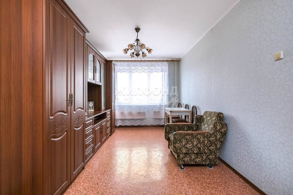 
   Продам 3-комнатную, 59.9 м², Новосибирская ул, 7

. Фото 13.