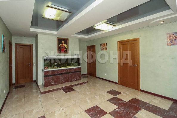 
   Продам 4-комнатную, 134.6 м², Новая Заря ул, 53

. Фото 11.
