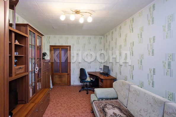 
   Продам 4-комнатную, 78.2 м², Связистов ул, 113

. Фото 21.