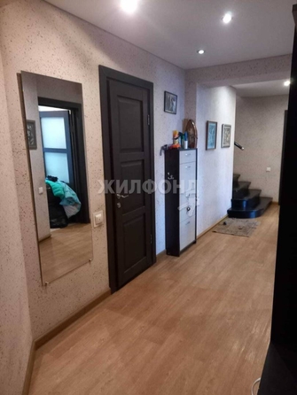 
   Продам 5-комнатную, 158.6 м², Сиреневая ул, 35

. Фото 8.