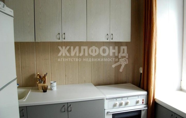 
  Сдам в аренду 1-комнатную квартиру, 32 м², Новосибирск

. Фото 5.