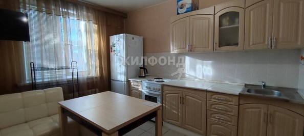 
   Продам 1-комнатную, 33.9 м², Пушкина ул, 176

. Фото 1.