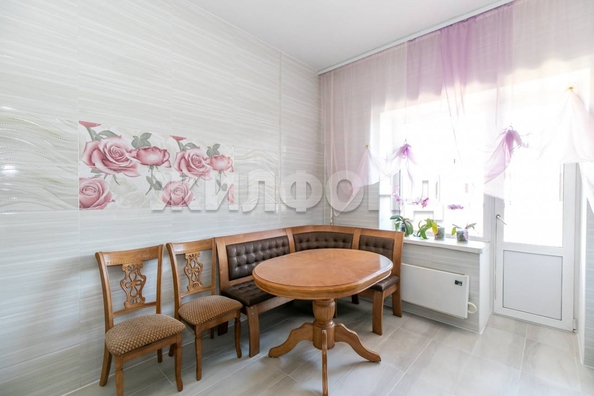 
   Продам 2-комнатную, 60.7 м², Радужная ул, 9

. Фото 9.