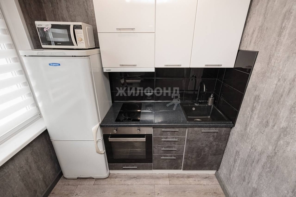 
   Продам 2-комнатную, 43 м², Ударная ул, 19

. Фото 14.