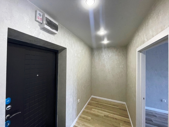 
   Продам 1-комнатную, 40.66 м², Авиастроителей ул, 18

. Фото 11.