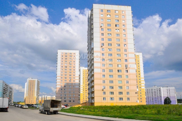 
   Продам 1-комнатную, 40.2 м², Николая Сотникова ул, 9/1

. Фото 11.