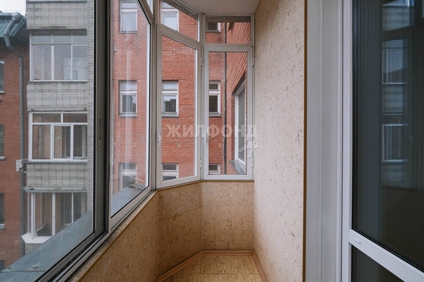 
   Продам 3-комнатную, 112.2 м², Толстого ул, 5

. Фото 14.