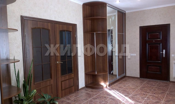 
   Продам дом, 350 м², Новосибирск

. Фото 15.