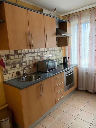 
  Сдам в аренду 2-комнатную квартиру, 45 м², Новосибирск

. Фото 1.