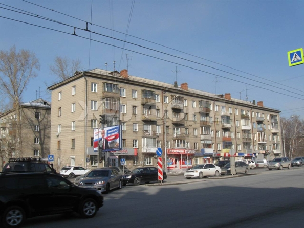 
  Продается 2-комн. квартира, 38.8 м², Титова ул, д. 16
. Фото 2.