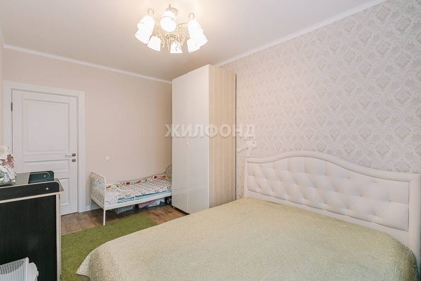 
   Продам 3-комнатную, 77.3 м², 2-й (4 мкр.) кв-л, 204/1

. Фото 11.