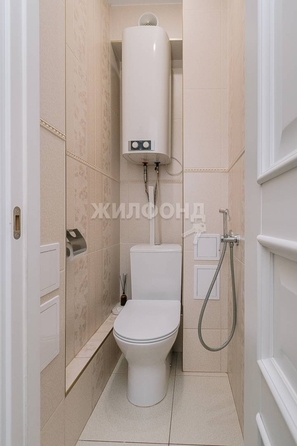 
   Продам 3-комнатную, 77.3 м², 2-й (4 мкр.) кв-л, 204/1

. Фото 13.