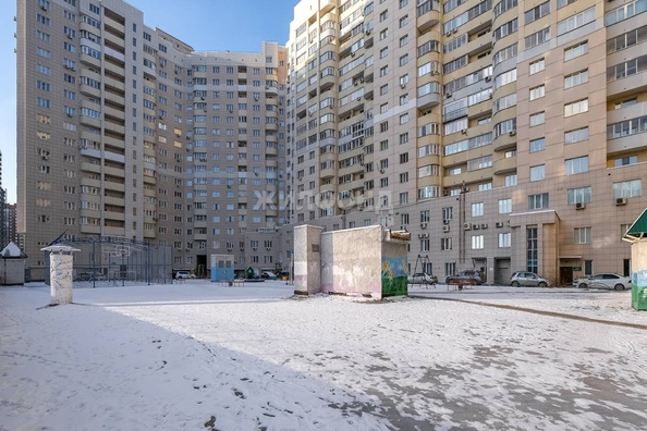 
   Продам 2-комнатную, 47.7 м², Дуси Ковальчук ул, 250

. Фото 21.