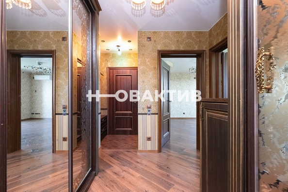 
   Продам 2-комнатную, 50 м², В. Высоцкого ул, 50/3

. Фото 13.