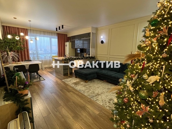 
   Продам 3-комнатную, 87.5 м², Красный пр-кт, 222/3

. Фото 1.