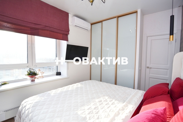 
   Продам 3-комнатную, 87.5 м², Красный пр-кт, 222/3

. Фото 13.