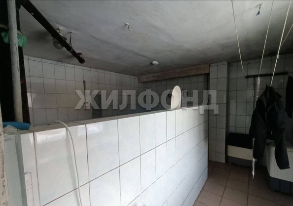 
   Продам секционку, 13.6 м², Петухова ул, 53

. Фото 9.