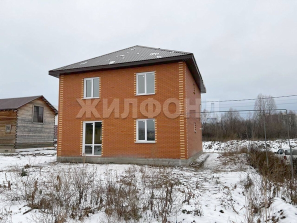 
   Продам дом, 122.5 м², Новосибирск

. Фото 5.