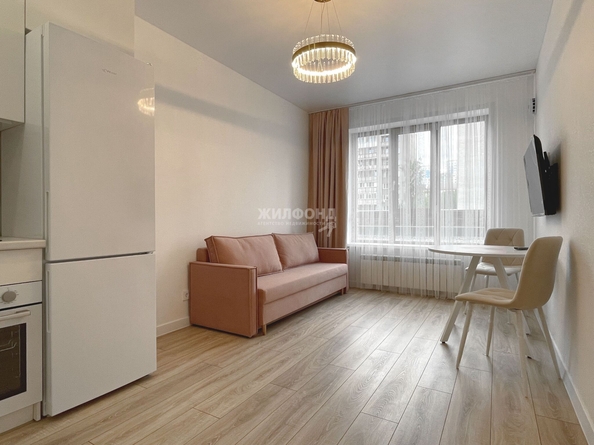 
  Сдам в аренду 2-комнатную квартиру, 36 м², Новосибирск

. Фото 1.