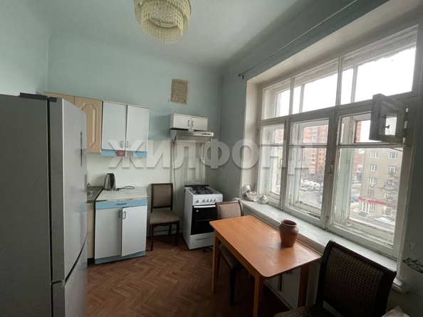 
   Продам 2-комнатную, 55.1 м², Титова ул, 22

. Фото 7.
