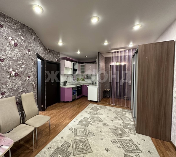 
   Продам 3-комнатную, 71.9 м², 2-й (4 мкр.) кв-л, 233

. Фото 3.