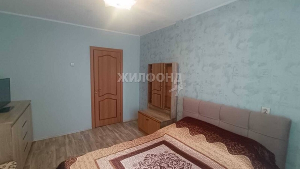 
   Продам 4-комнатную, 99 м², Троллейная ул, 71

. Фото 8.