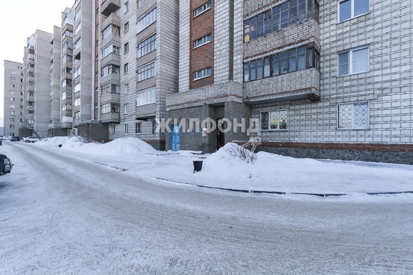 
   Продам 3-комнатную, 84.2 м², Связистов ул, 13

. Фото 16.