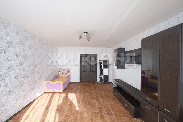
   Продам 3-комнатную, 84.2 м², Связистов ул, 13

. Фото 6.