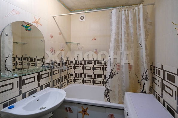 
   Продам 3-комнатную, 84.2 м², Связистов ул, 13

. Фото 10.