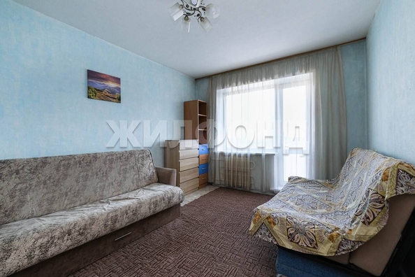 
   Продам 1-комнатную, 33.9 м², Иванова ул, 27

. Фото 2.