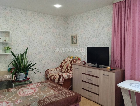 
   Продам 1-комнатную, 46.8 м², 2 кв-л, 28

. Фото 4.