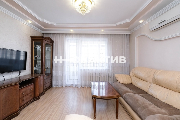 
   Продам 4-комнатную, 77.1 м², Тульская ул, 90

. Фото 6.