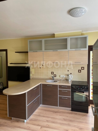 
  Сдам в аренду 3-комнатную квартиру, 45 м², Новосибирск

. Фото 6.