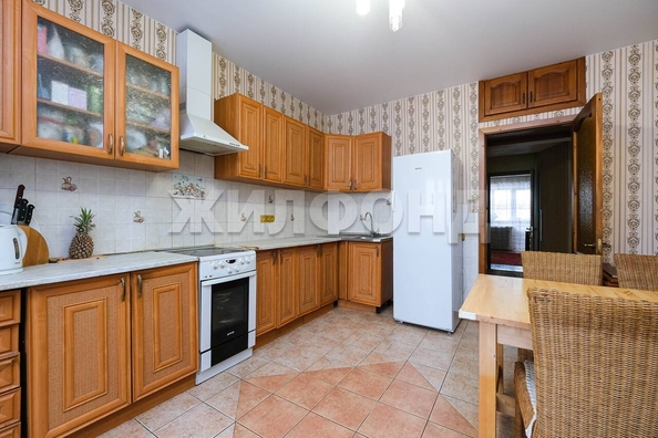
  Продается 2-комн. квартира, 74.8 м², Кропоткина ул, д. 261/2
. Фото 5.