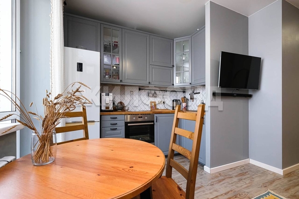 
  Продается 3-комн. квартира, 53.9 м², Кирова ул, д. 236
. Фото 2.