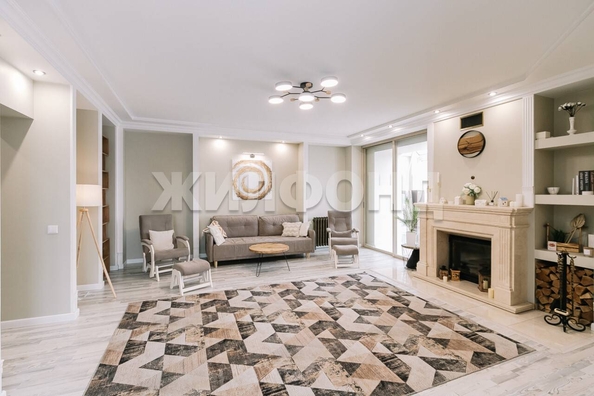 
   Продам 4-комнатную, 133.7 м², Ленинградская ул, 101/2

. Фото 7.