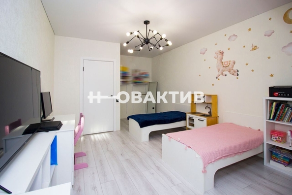 
   Продам 4-комнатную, 102 м², Красный пр-кт, 323/3

. Фото 11.