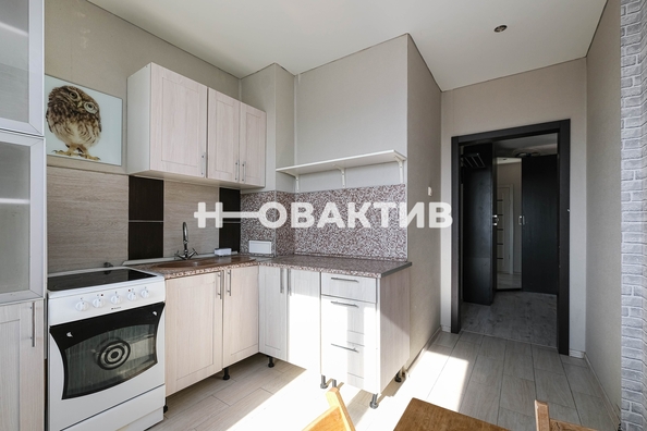 
   Продам 1-комнатную, 39.3 м², 

. Фото 1.