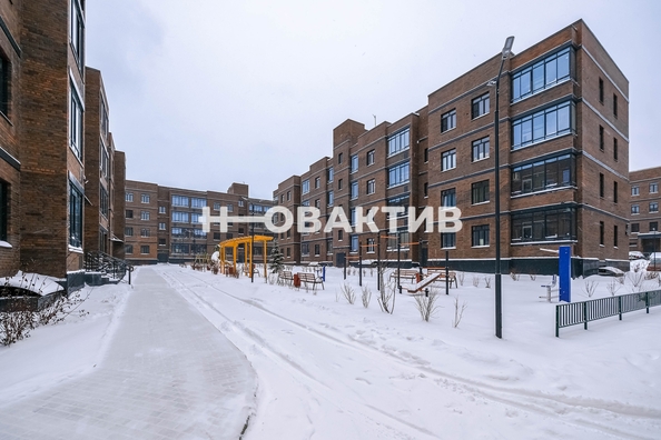 
   Продам 1-комнатную, 42 м², Солнечная ул, 53

. Фото 20.