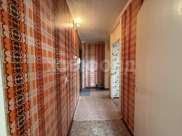 
  Продается 2-комн. квартира, 43.2 м², Есенина ул, д. 61
. Фото 7.