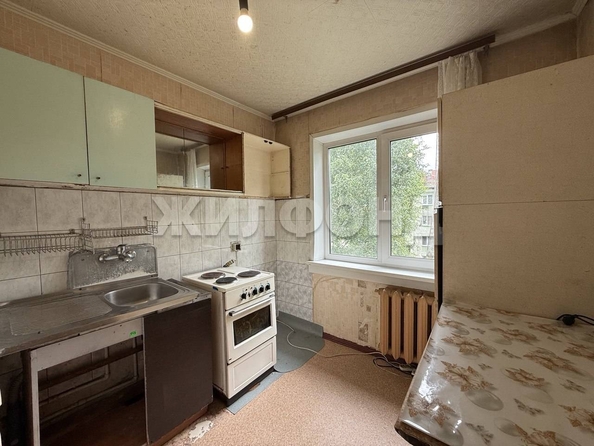 
  Продается 2-комн. квартира, 43.2 м², Есенина ул, д. 61
. Фото 11.