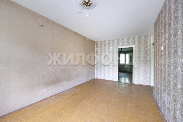 
  Продается 3-комн. квартира, 59.3 м², Курганская ул, д. 38
. Фото 5.