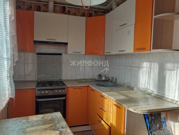 
   Продам 3-комнатную, 51.5 м², Политотдельская ул, 135

. Фото 2.