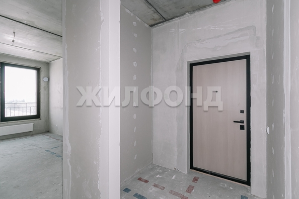 
   Продам 3-комнатную, 156 м², 3-й микрорайон, 1

. Фото 18.