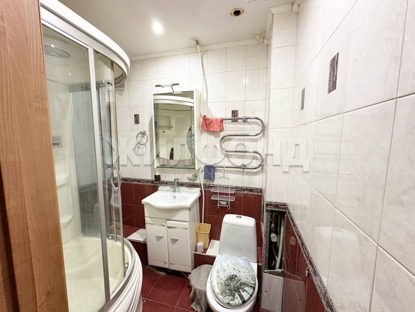 
   Продам 4-комнатную, 61 м², Петухова ул, 110

. Фото 8.